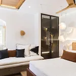 公寓 Kallos & Naxos City