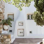 Kallos & * Naxos City