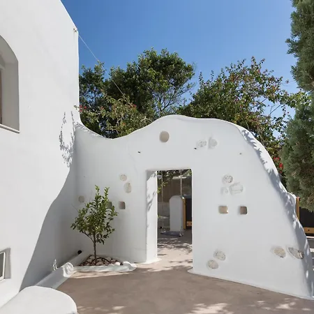 Kallos & Apartment